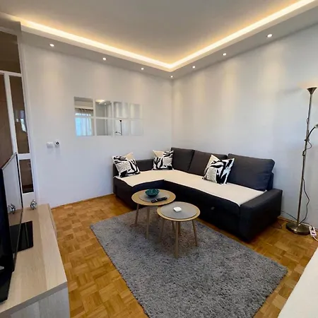 Bright Elegant Cozy - New Apartment