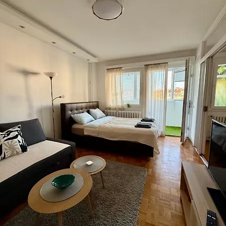 Bright Elegant Cozy - New Apartment Belgrade